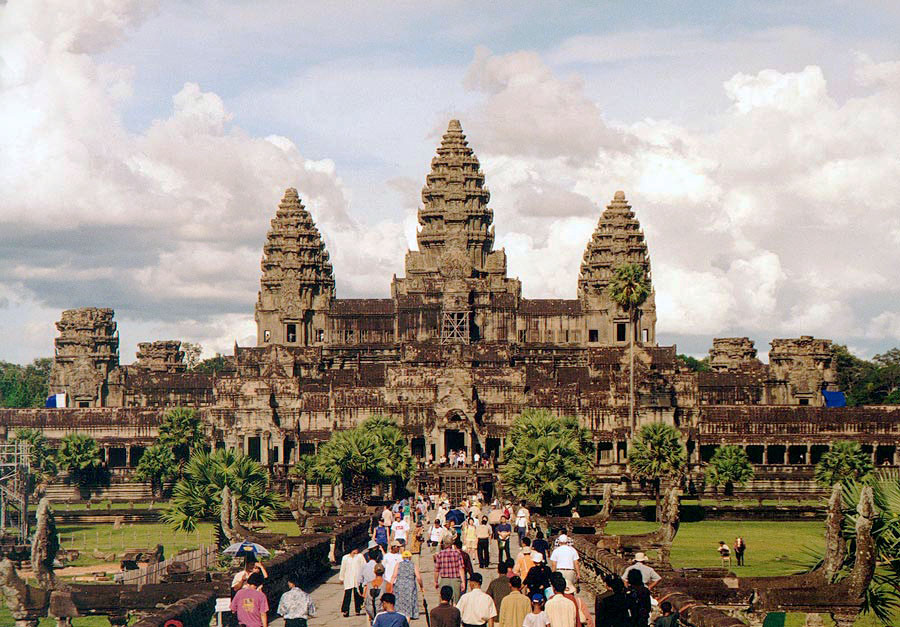 Lượng du khách quốc tế tới Công viên Khảo cổ Angkor, Campuchia tăng mạnh trong 9 tháng năm 2022 (04/10/2022)